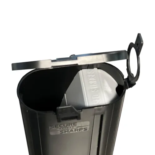 Vista 4 de Secure Sharps - Recipientes de bolsillo para objetos Sharps pequeños, 8.5 fl oz, negro (caja de 100)