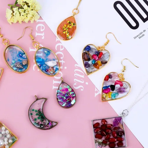 Vista 8 de Shynek 60 colgantes de marco hueco, biseles de resina para manualidades, moldes de joyería para collares y aretes