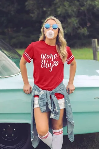 Vista 4 de Camisetas para el día del juego para mujer, camiseta gráfica de fútbol divertida, linda camiseta de competencia, camiseta casual de manga corta