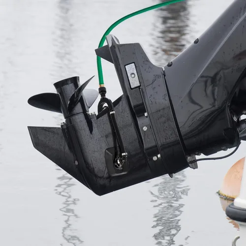Vista 5 de Doble agua de alimentación de barco motor Flusher Rectangular Copa Orejeras con accesorios de manguera Kit de descarga - Descarga del motor fuera