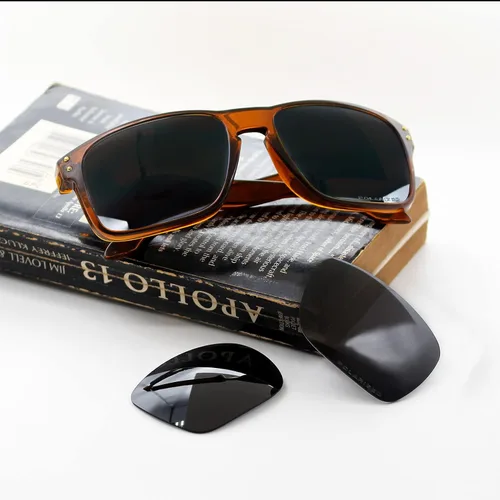 Vista 3 de ACOMPATIBLE Lentes polarizadas negras de repuesto para gafas de sol Oakley Holbrook OO9102