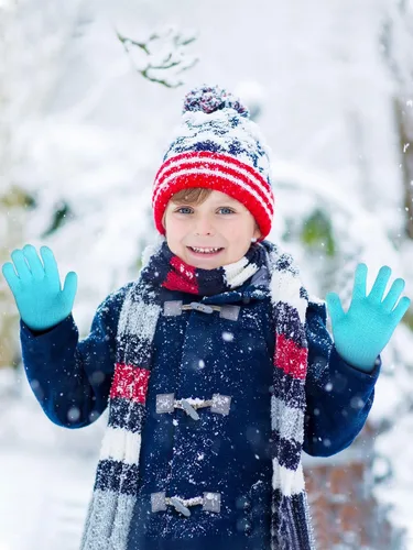 Vista 2 de Boao 6 pares de guantes para niños, dedos completos, guantes de punto para niños pequeños, guantes cálidos de invierno para niños y niñas