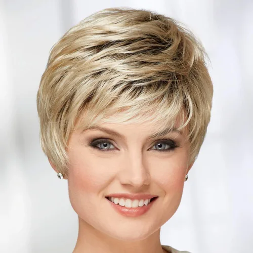 Vista 5 de Paula Young Casey WhisperLite Peluca Corta, Peluca Pixie Ultra Elegante con Capas Ordenadas y Rectas/Tonos Multitonales de Rubio, Plateado, Marrón