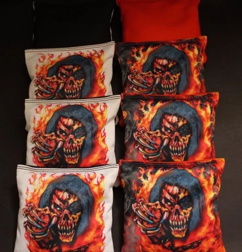 Vista 2 de BackYardGamesUSA Villain Phantom Skeleton Skull Flames 8 ACA Regulation Cornhole Bean Bags B315