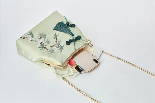Vista 5 de Bolso bordado clásico chino para mujer, bolso de mano con borla y colgante