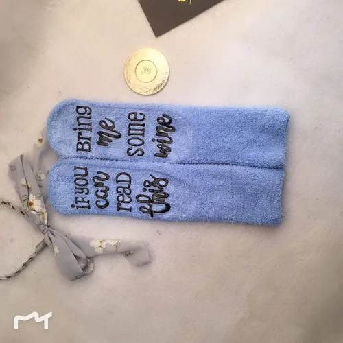 Vista 18 de CHANGGER Calcetines unisex con texto en inglés "If You Can Read This Bring Me Some Fuzzy Funny Saying Crew Socks Christmas Unisex Gift