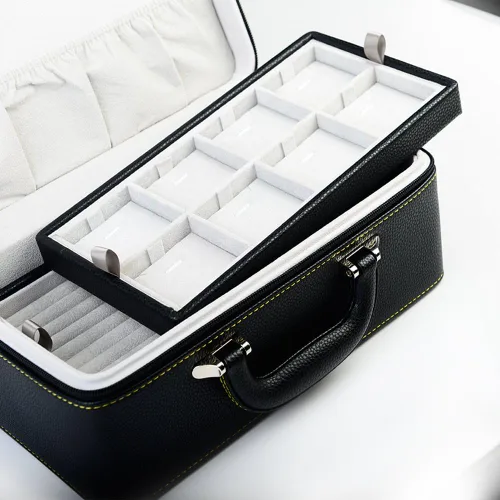 Vista 3 de Oirlv Joyero de cuero negro hecho a mano, organizador de joyas de viaje, estuche de almacenamiento para niñas, aretes, anillos, collares, colgantes