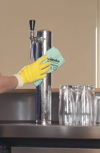 Vista 3 de Vileda Profesional PVA Microfiber Green Champú de limpieza multiusos Resultados brillantes sin rayas Toalla de gamuza sintética