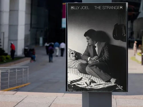 Vista 8 de Póster de Billy Joel The Stranger, portada de álbum clásico de música rock, mercancía retro vintage de los años 70 y 80, gira de conciertos, póster