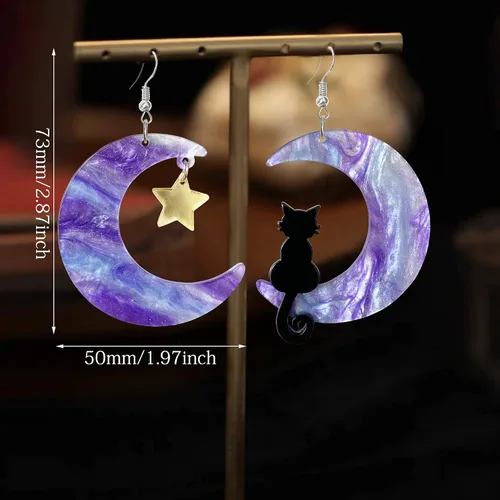 Vista 2 de Aretes colgantes creativos y bonitos de acrílico con diseño de gato negro en la luna morada, delicados, elegantes, encantadores y encantadores