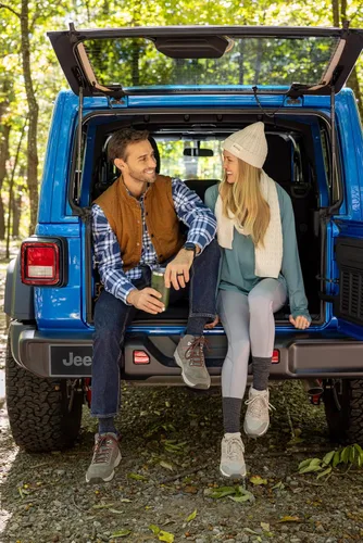 Vista 2 de Jeep Men's Classic Cotton Over The Calf Socks (2-Pack)