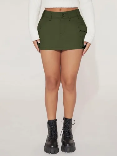 Vista 4 de WDIRARA Minifalda de mezclilla tipo cargo con botones y cintura baja para mujer con bolsillo