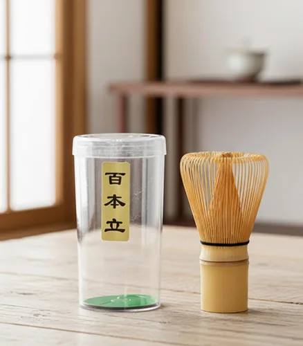 Vista 5 de Matcha Whisk - Juego de 2 piezas de persecución de bambú hecho a mano, agitador japonés tradicional de 100 puntas para una auténtica preparación