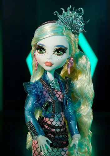 Vista 4 de Monster High Haunt Couture - Muñeca de coleccionista de edición limitada 2022 Lagoona Blue de 10.5 pulgadas