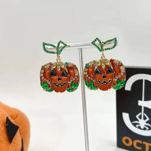 Vista 4 de Aretes de calabaza de Halloween para mujer, aretes colgantes de calabaza de cristal rojo, gato negro, calabaza roja, aretes de calabaza de Acción