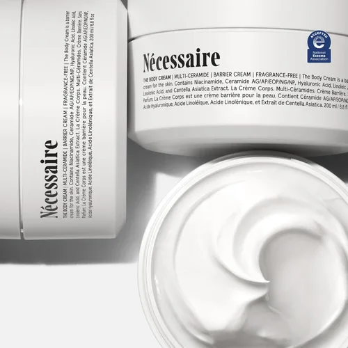 Vista 3 de Nécessaire The Body Cream - Reparación rica de barreras con 5% de niacinamida, 5 ceramidas esenciales + ácido hialurónico. Sin fragancia. No