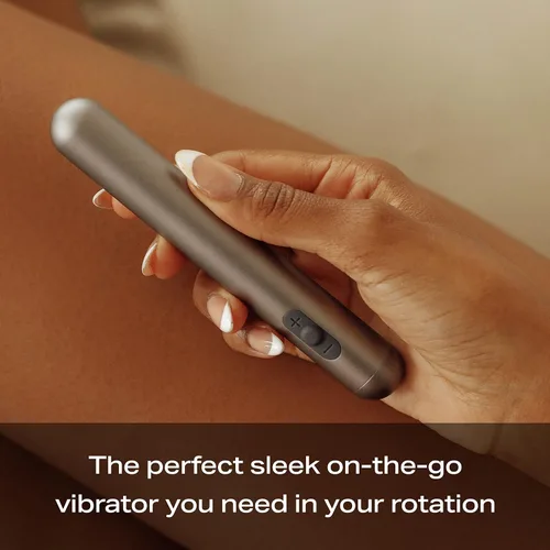 Vista 4 de JIMMYJANE Vibrador silencioso Chroma, 5 modos de vibración y 5 niveles de intensidad, para mujeres, hombres y parejas, incluye cable de carga USB