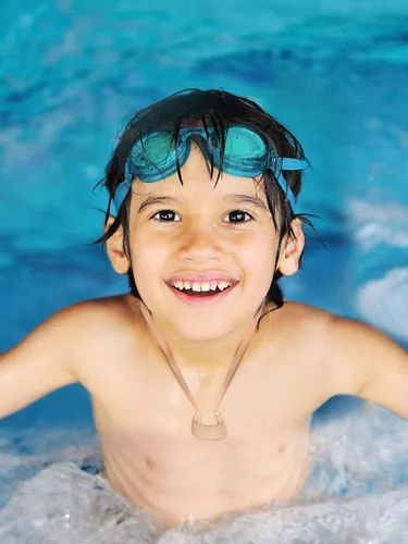 Vista 5 de 7 piezas de clip de nariz de natación de silicona protector de nariz con cuerda elástica para niños y adultos que nadan