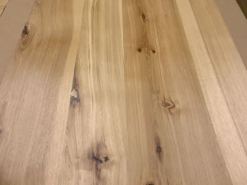 Vista 2 de Chapa de madera anudada rústica de nuez de nuez de nogal de 24 "x 48" en respaldo de papel 1/40