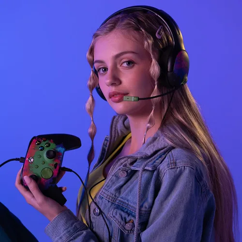 Vista 8 de PDP Space Dust Bundle Pack Rematch Glow Advanced Wired Controller & AIRLITE Glow Wired Headset for Xbox Series XS, Xbox One, & Windows 1011 PC