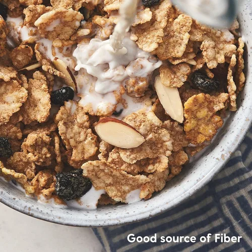 Vista 7 de Post Great Grains Blueberry Morning Breakfast Cereal, proyecto sin OMG verificado, saludable para el corazón, bajo en grasa, cereales integrales
