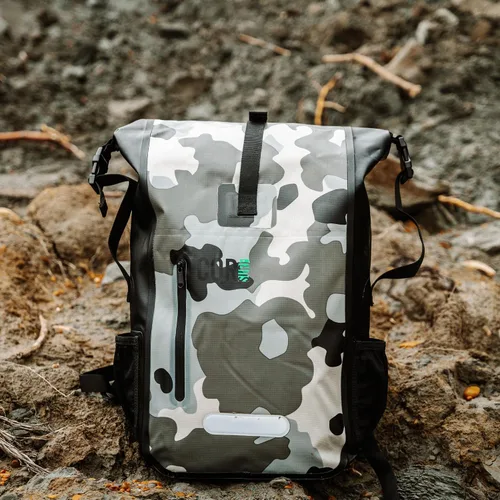Vista 6 de COR Surf Mochila Impermeable de Bolsa Seca con Funda Acolchada para Portátil de 25L y 40L Paquete Enrollable de Servicio Pesado, Camuflaje, 25 L