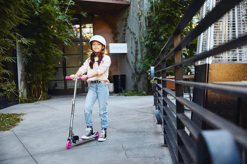 Vista 7 de Razor A Patinete para niños - Ligero, plegable, marco de aluminio y manillar ajustable