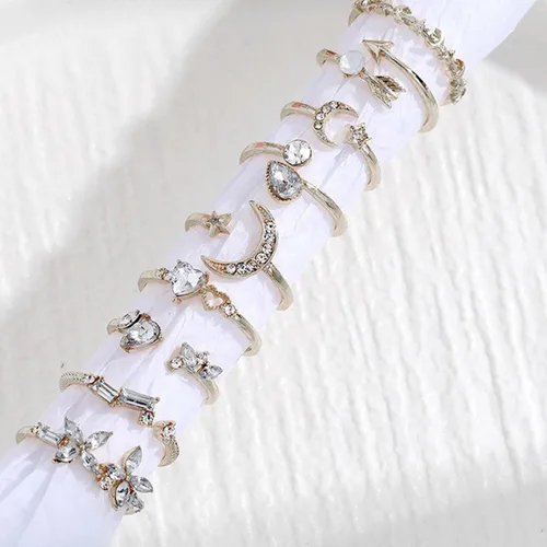 Vista 4 de Anillos Apilables de Oro para Mujeres Rellenos de Medias Navideñas para Adolescentes Conjunto de Anillos de Hoja de Perla Circonita Cúbica Corazón A