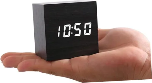 Vista 9 de Holibanna Batería LED de madera reloj de escritorio puertos de carga pequeño digital para oficina en casa