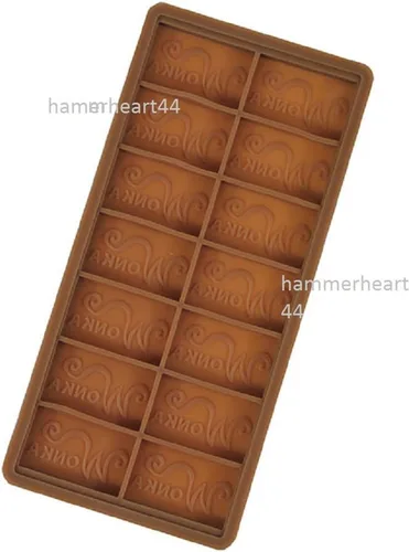 Vista 5 de WILLY WONKA Molde de fundición de barra de fábrica de chocolate, 7.5 x 3.5 pulgadas