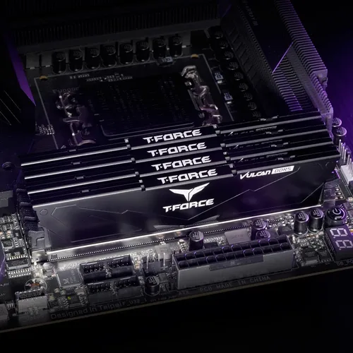 Vista 4 de TEAMGROUP T-Force Vulcan DDR5 16GB (2x8GB) 5200MHz (PC5-41600) CL40 Intel XMP 3.0 y AMD Expo Compatible Módulo de Memoria de Escritorio Ram Negro