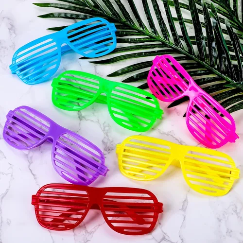 Vista 5 de Paquete de 54 lentes de sol de neón para fiestas, lentes de sol de plástico ranurados para fiestas de los años 80, regalos de fiesta y accesorios