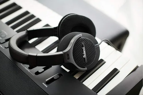 Vista 6 de Roland Auriculares con monitor al aire libre RH-A7-BK