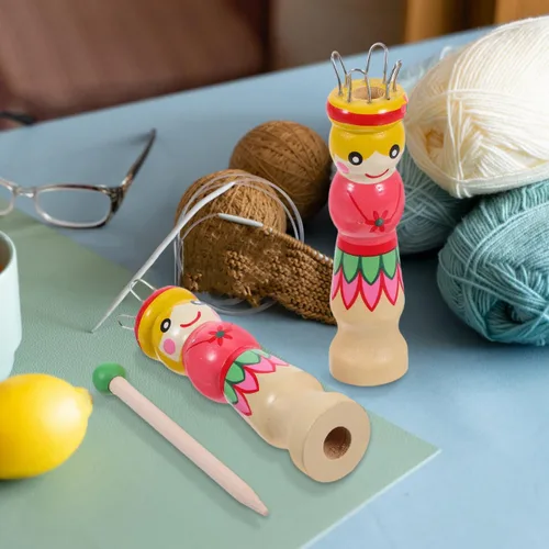 Vista 5 de ARTIBETTER 2 juegos de herramientas de tejer de madera con patrón pintado a mano de bricolaje carrete de tejer francés y herramienta de mano