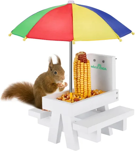 Vista 10 de MIXXIDEA Mesa de Picnic Comedero para Ardillas con Sombrilla Alta, Comederos de Madera para Ardillas para Exterior, Lindo Comedero para Ardillas
