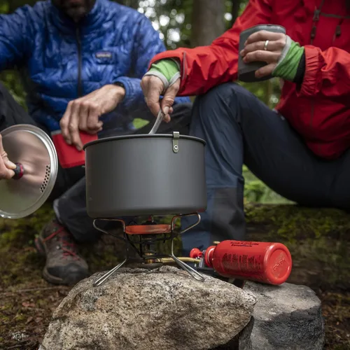 Vista 2 de MSR WhisperLite - Estufa compacta para camping y mochilero