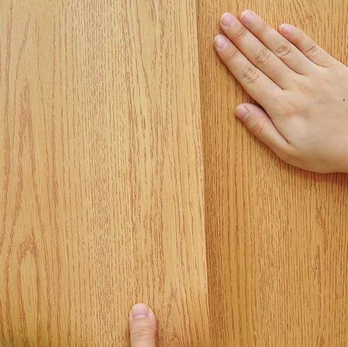 Vista 4 de UPREDO Papel adhesivo de grano de madera marrón, papel de pared, de vinilo, funitures para cajón, aparador (15.8 x 79 pulgadas, marrón)