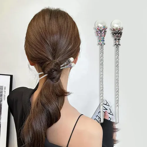 Vista 3 de Yueton paquete de 2 palillos para cabello vintage con diamantes de imitación, horquillas para moño