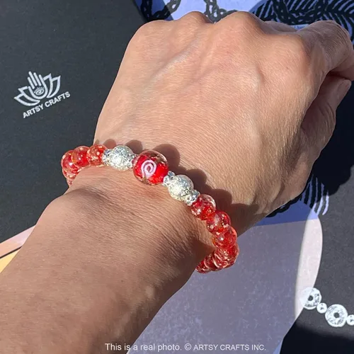 Vista 3 de ARTSY Crafts Pulsera de Cuentas de Luciérnaga que Brillan en la Oscuridad para Mujeres, Cuentas de Vidrio Luminosas Cristal Curativo Pulseras