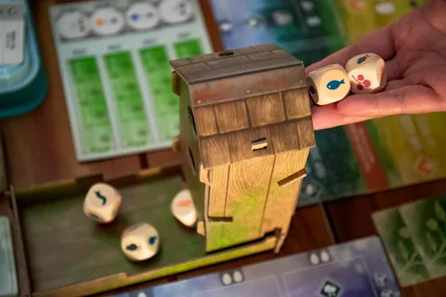 Vista 3 de Stonemaier Games: Envergadura de Elizabeth Hargrave