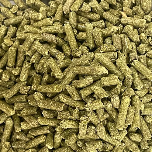Vista 2 de Rabbit Hole Hay - Pellets de alfalfa totalmente naturales para mascotas pequeñas - 12 oz - Mezcla rica en nutrientes