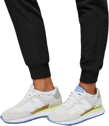 Vista 4 de FIGS Zamora - Pantalones quirúrgicos de cintura alta para mujer, ajuste delgado, 6 bolsillos, cintura alta, pantalones de yoga para mujer