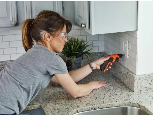 Vista 4 de Black + Decker BDCS20C 4-volt Max Batería recargable de iones de litio Taladro Destornillador