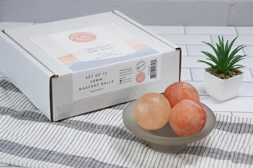 Vista 4 de Himalayan Secrets® Piedra de masaje - Uso para masaje corporal o exfoliante (bola 1.969 in (paquete de 12))