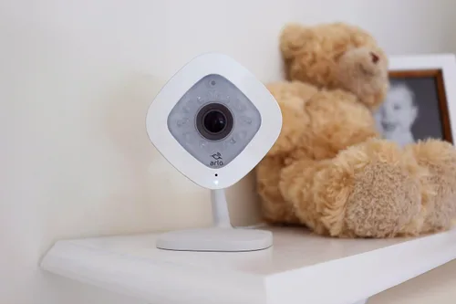 Vista 5 de ARLO Q - Cámara de seguridad HD 1080P con audio (2 unidades)