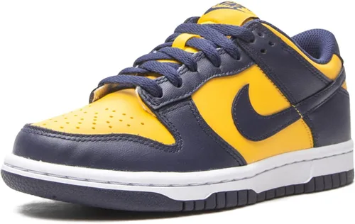 Vista 784 de Nike Kid's Dunk Low Sneaker