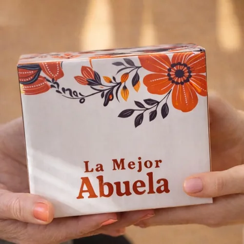 Vista 4 de Triple Gifffted Taza de café La Mejor Abuela en español, regalos para la mejor abuela latina del mundo, regalo del día de las Madres, Día