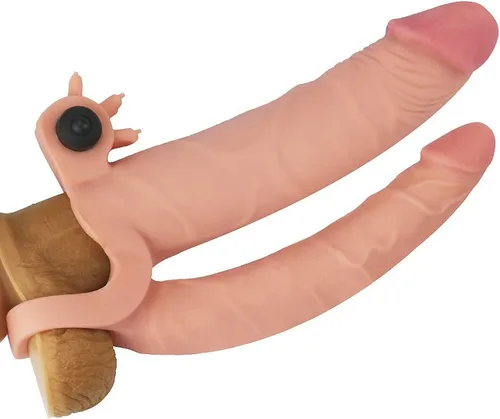 Vista 4 de Honeypleasures - Extensor de manga de doble pene de 1 pulgada extra y bucle de bola con estimulador vibratorio de clítoris, doble penetración DP