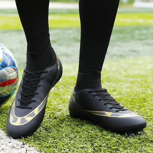 Vista 7 de YEFDG - Botas de fútbol para hombre, zapatos de fútbol con tacos y tacos para adultos, cómodos, atléticos, exteriores, interiores, competición
