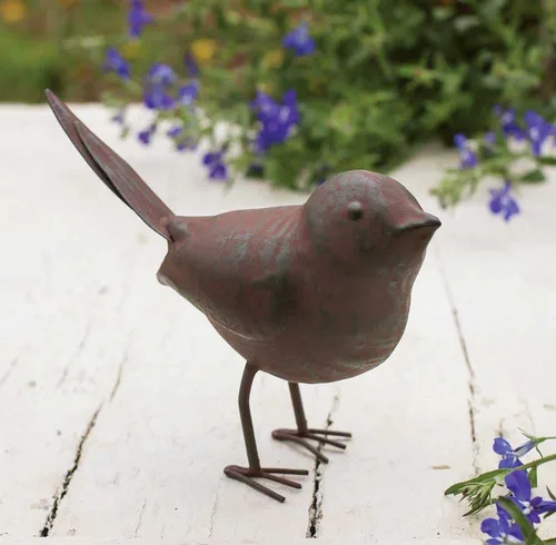 Vista 2 de Colonial Tin Works Figura decorativa pequeña y bonita estatua de pájaro cantor para decoración del hogar, 5.5 x 4 x 2 pulgadas, óxido/marrón